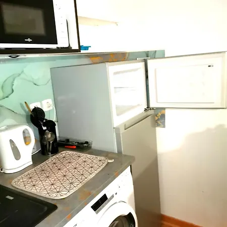 Carré De Détente Jacuzzi Jardin Piscine T3 Parking