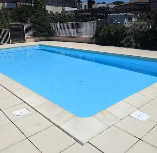 Carré De Détente Jacuzzi Jardin Piscine T3 Parking Castelnau-dʼEstrétefonds