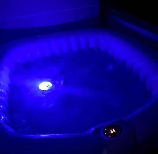 Carré De Détente Jacuzzi Jardin Piscine T3 Parking Apartamento