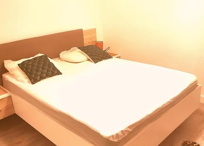 Apartamento Carré De Détente Jacuzzi Jardin Piscine T3 Parking Castelnau-dʼEstrétefonds